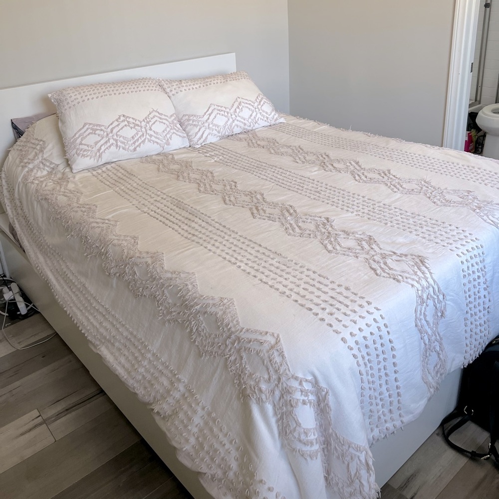 Urban Outfitters Comforter and sham covers